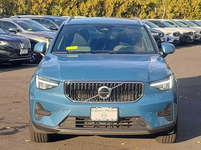 2023 volvo xc40 b5 awd core