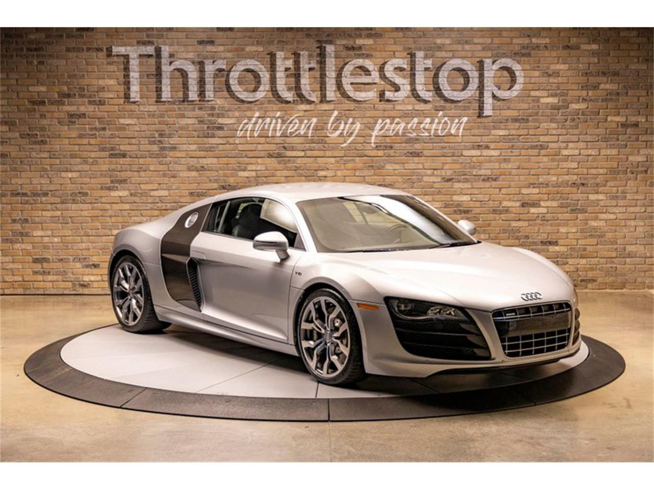 2010 audi r8