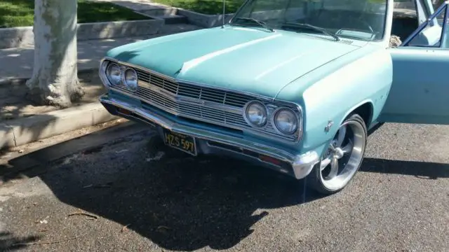 1965 chevelle 2 door coupe