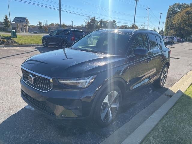 2023 volvo xc40 b5 awd plus bright