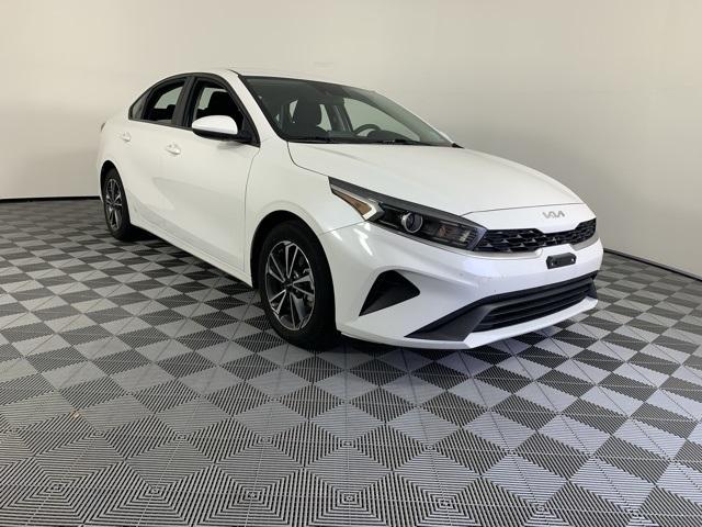 2022 kia forte lxs