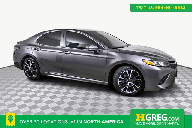 2020 toyota camry se
