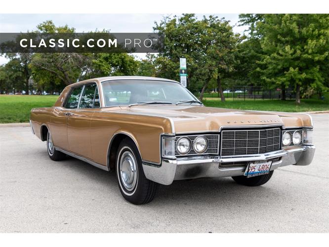 1969 lincoln continental in chicago, illinois