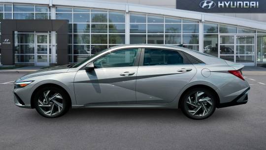 2024 Hyundai Elantra