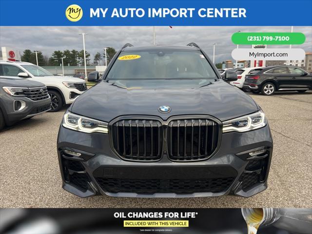 2022 bmw x7 m50i