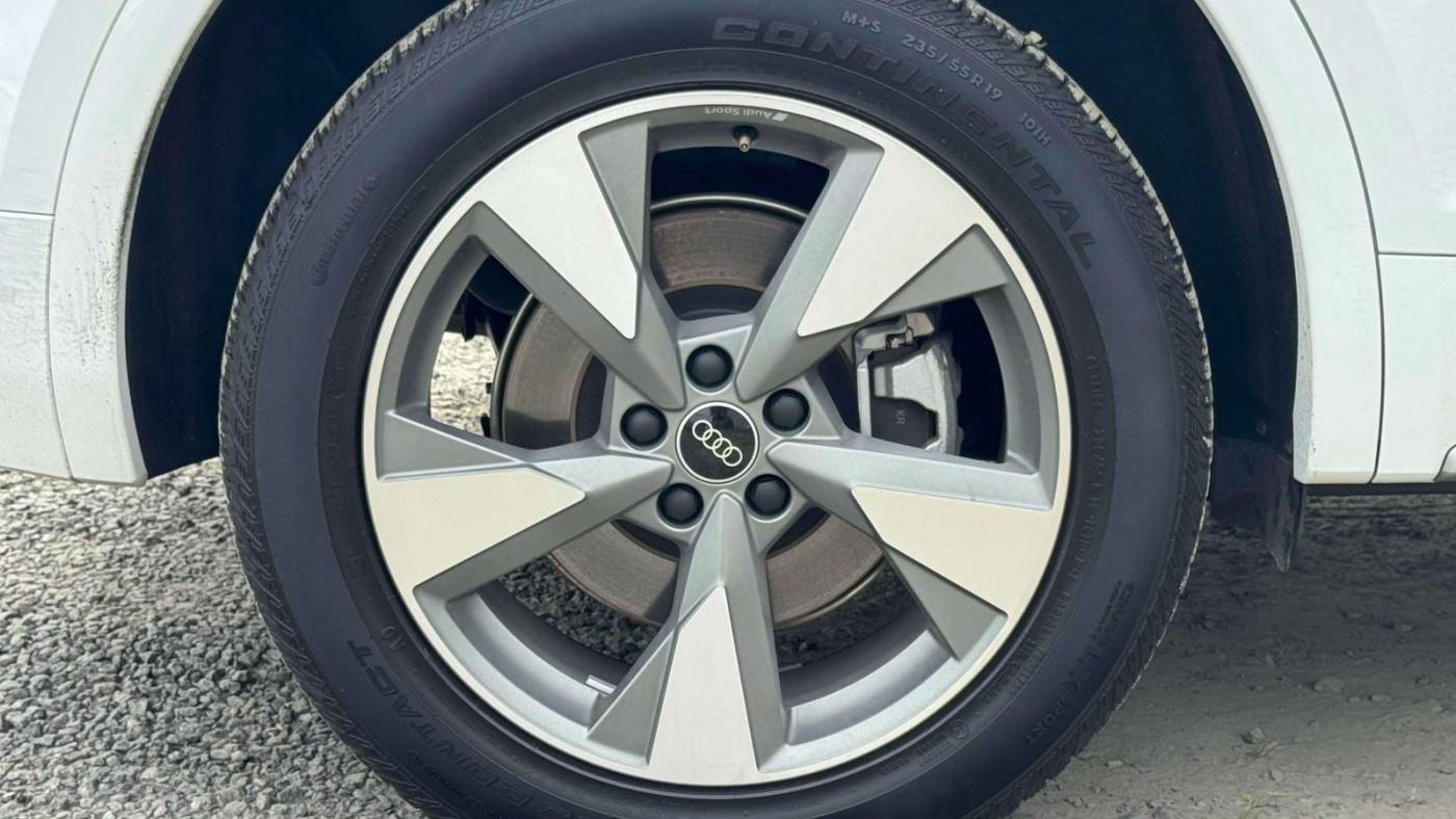 2024 audi q5 quattro premium 40 tfsi