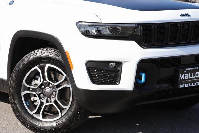 2022 jeep grand cherokee 4xe trailhawk
