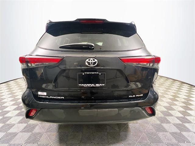 2021 toyota highlander xle