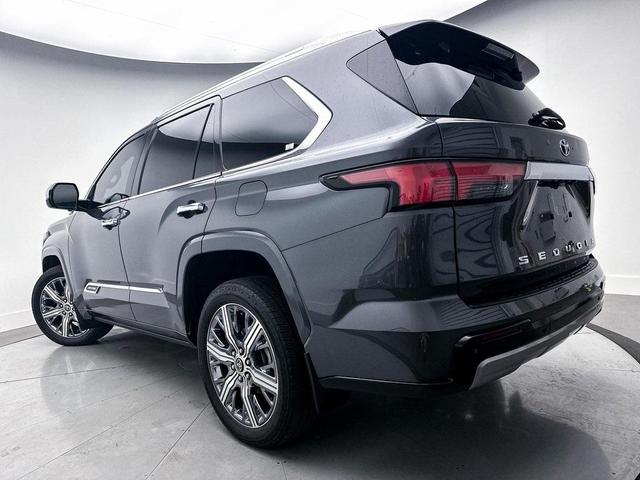 2023 toyota sequoia capstone