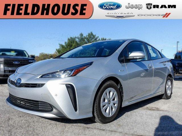 2021 toyota prius le