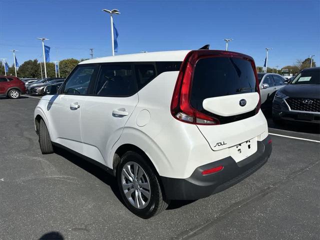 2021 kia soul lx