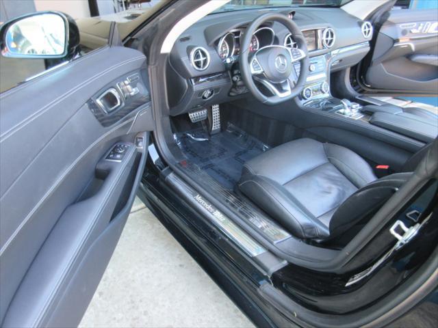 2018 mercedes-benz sl 550 550 premium pkg**distronic cruise**luxury seats**