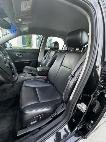 2004 cadillac cts base