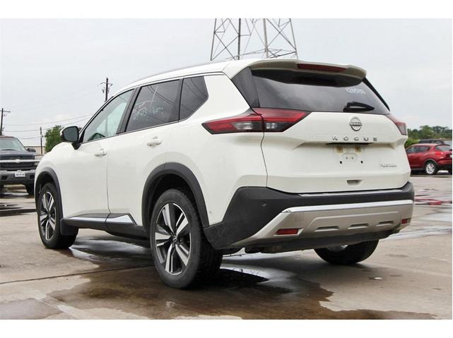 2022 nissan rogue platinum