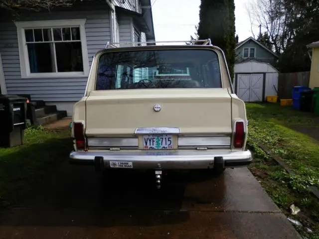 1984 grand wagoneer