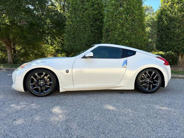2015 nissan 370z touring