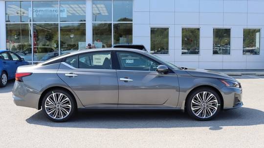 2025 Nissan Altima