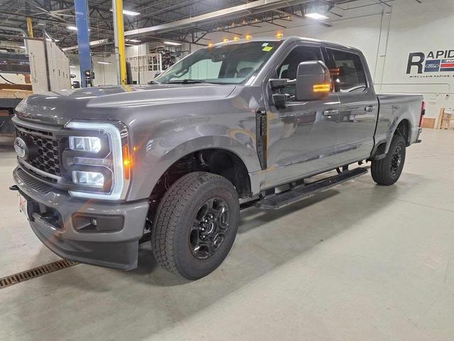 2024 ford f-250 xlt