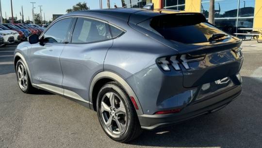 2021 ford mustang mach-e select