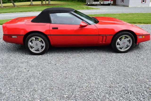 1989 chevrolet corvette base convertible 2-door