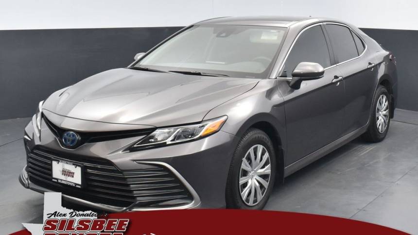 2023 toyota camry hybrid le