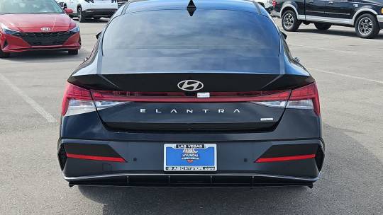 2024 Hyundai Elantra