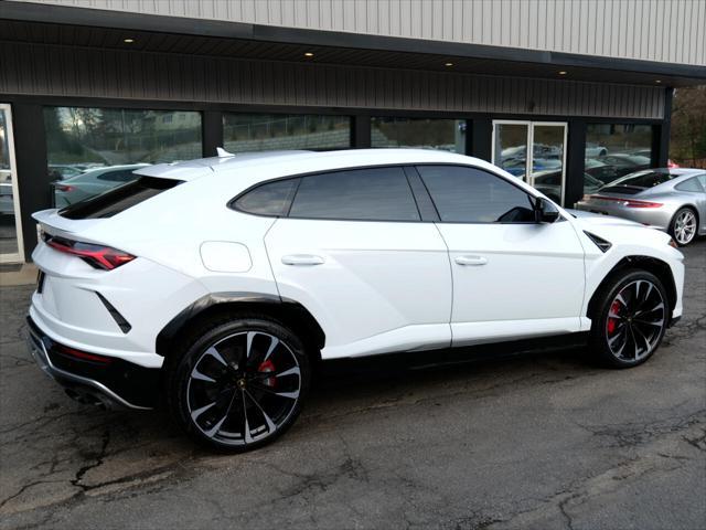 2020 lamborghini urus awd