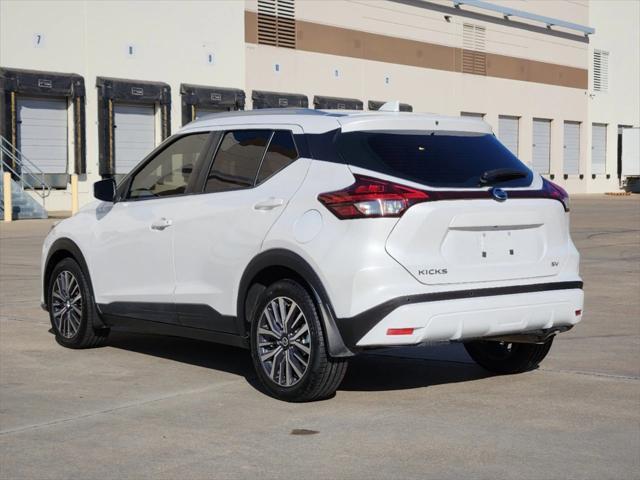 2021 nissan kicks sv