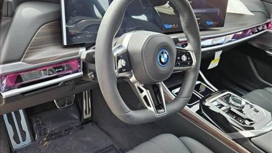 2024 BMW i7