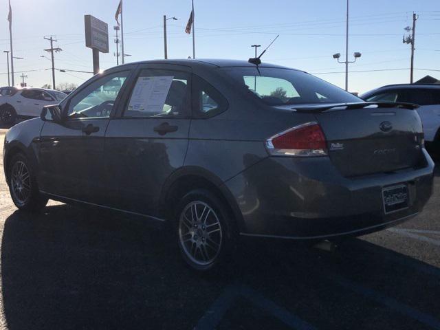 2010 ford focus se