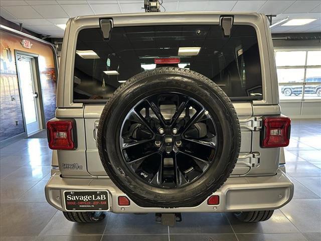 2020 jeep wrangler unlimited sahara high altitude