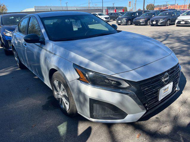 2023 nissan altima s fwd