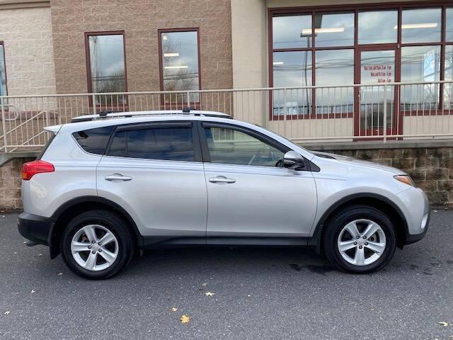 2014 toyota rav4 xle