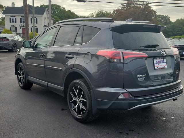 2017 toyota rav4 se