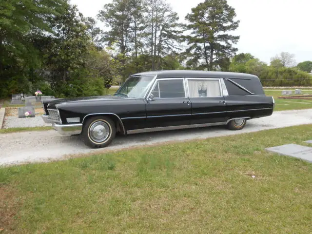 1967 cadillac fleetwood hearse