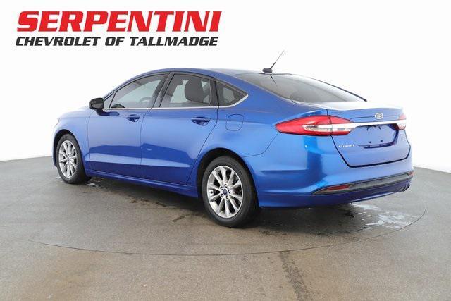 2017 ford fusion se