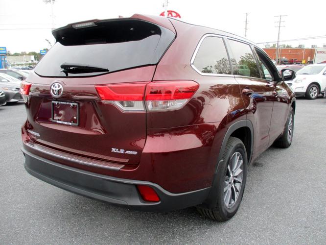 used 2017 toyota highlander se lebanon, pa 17042 for sale in avon, pennsylvania