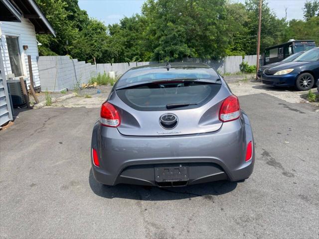 2014 hyundai veloster base