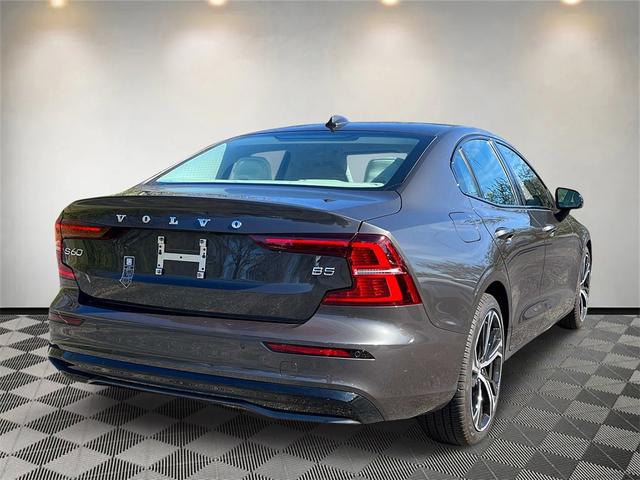 2024 volvo s60 b5 core dark