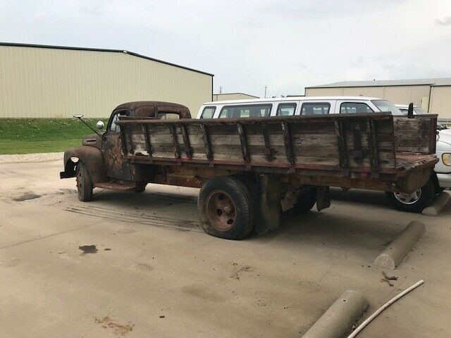 1948 ford f6 two ton flatbed with tilt