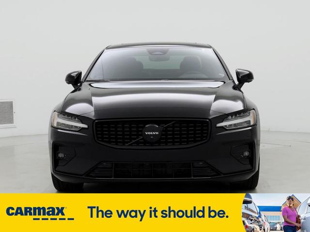 2023 volvo s60 b5 plus black edition