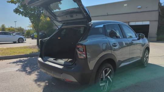 2025 Nissan Kicks