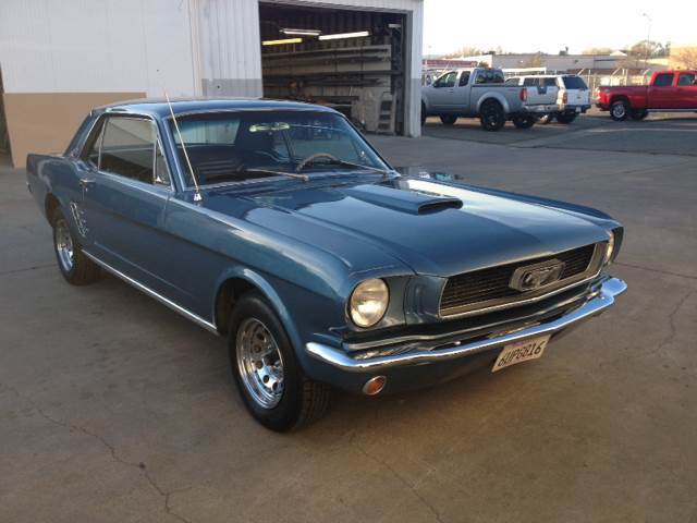 **** ford mustang **** 1966 18k miles