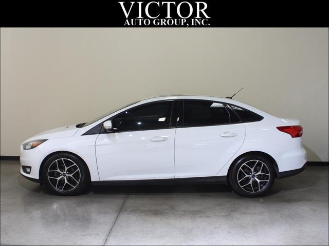 2017 ford focus sel