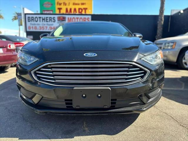 2018 ford fusion se