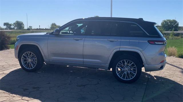 2024 jeep grand cherokee summit