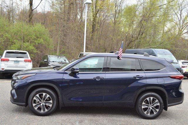 2022 toyota highlander xle in chicopee, massachusetts