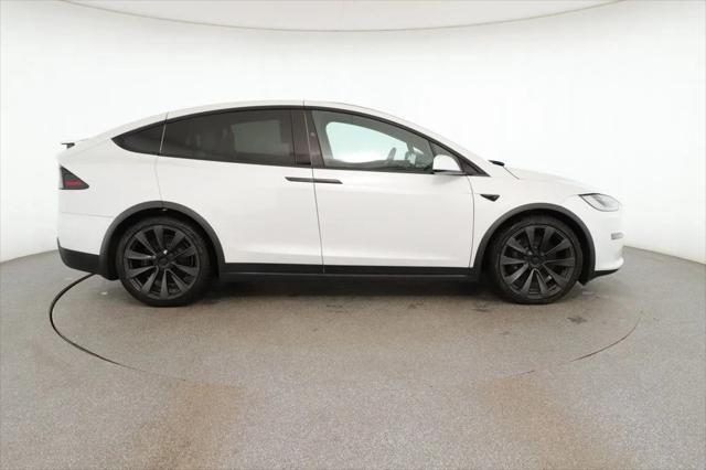 2023 tesla model x standard range