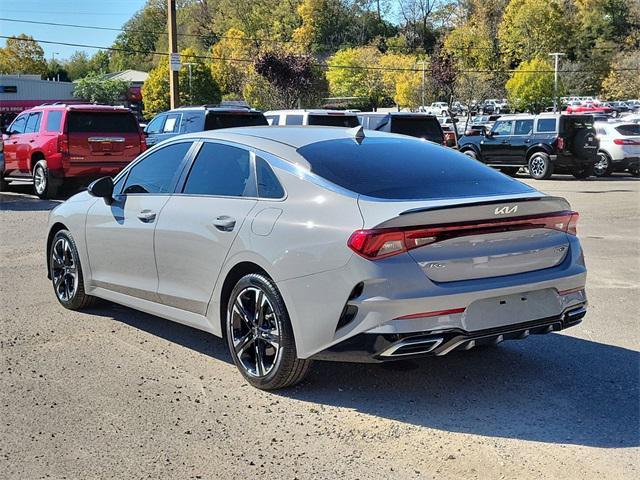 2022 kia k5 gt-line
