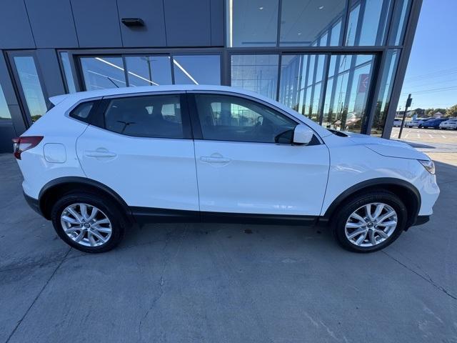 2021 nissan rogue sport s